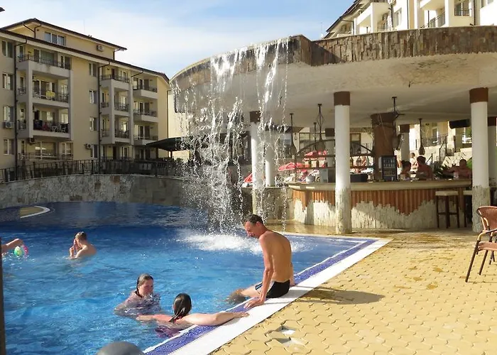 Appart hôtel Hills - Official 2*