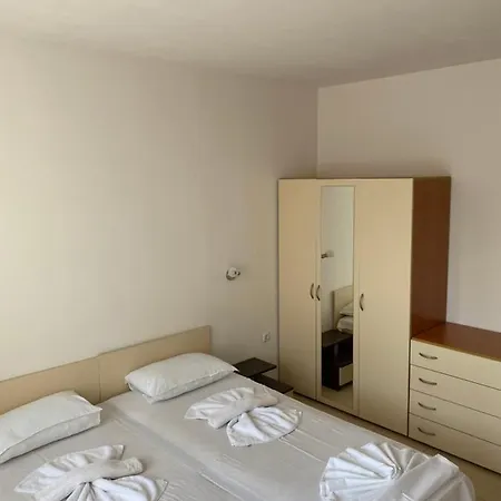 מלון דירות Hills - Official