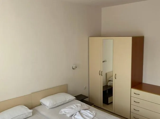 Lejlighedshotel Hills - Official